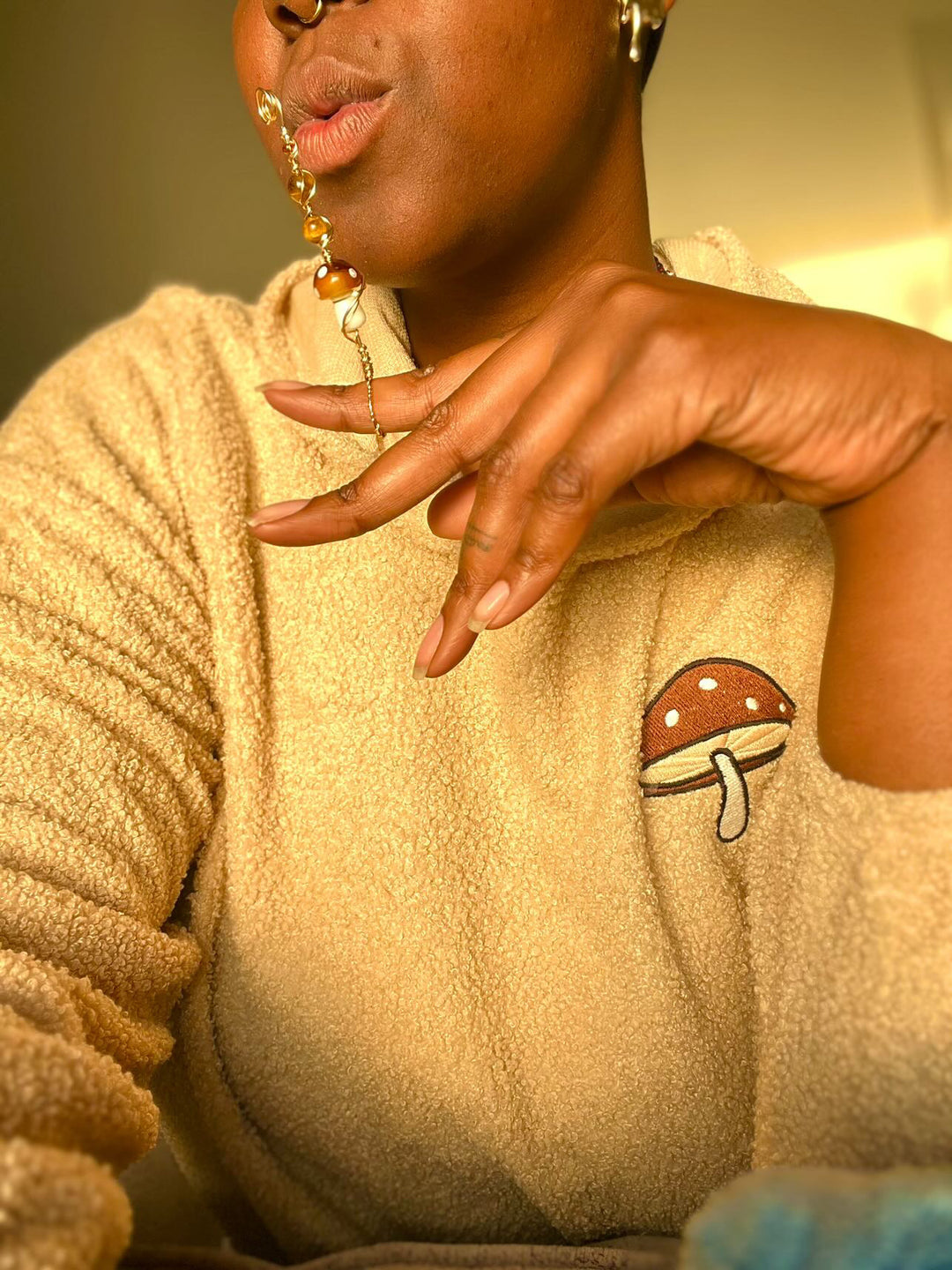 Shroom joint holder